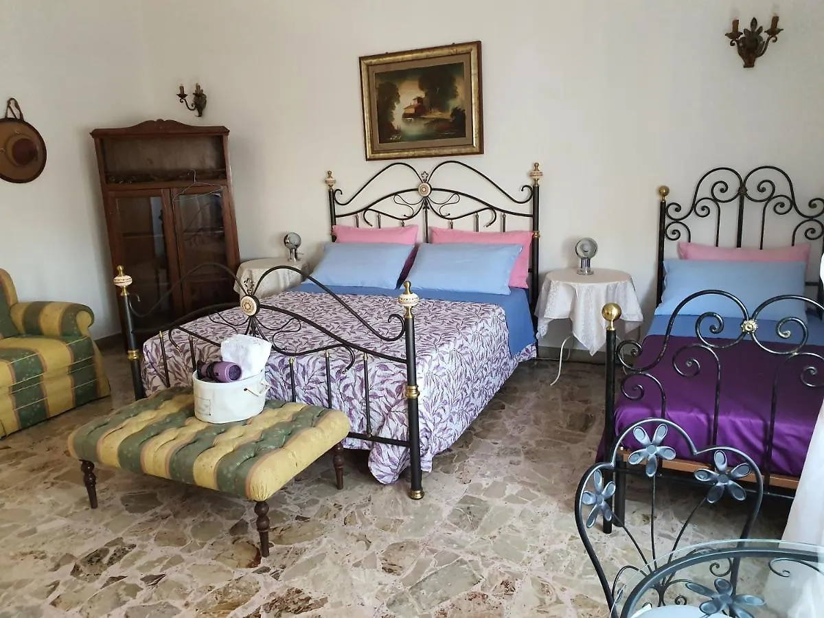 Bed and Breakfast Casa di Nonna Signorina Giarre